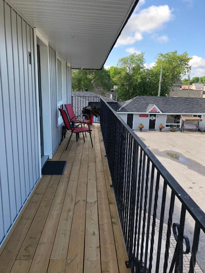New Rockland Motel Bobcaygeon Екстер'єр фото